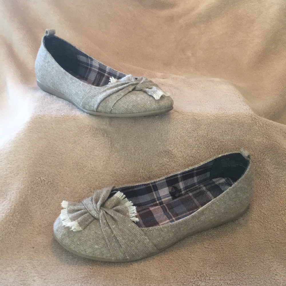 Comfy flats